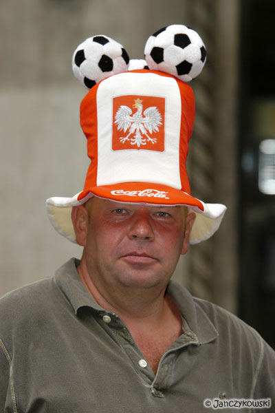 &copy; Pawel Janczykowski