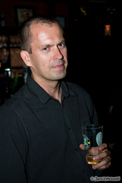 &copy; Pawel Janczykowski